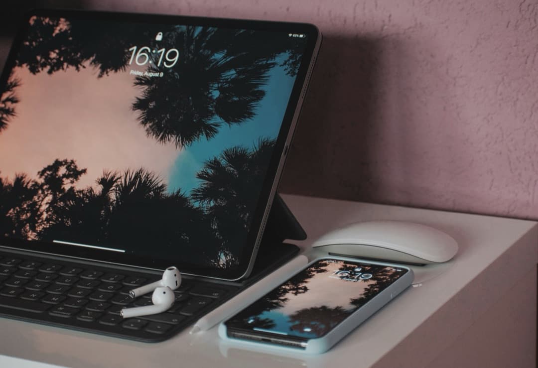 Digital Hoarding vs. Digital Minimalism: Finding Your Personal Balance