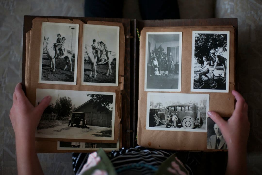 The Grandparent's Guide to Digital Photo Organization